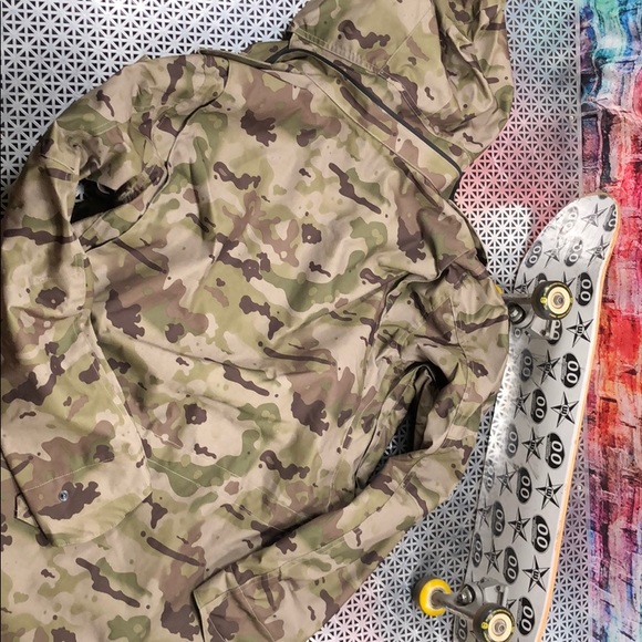 🔥BURTON BLACK OPS HEAVY DUTY SNOWBOARD JACKET🔥 - Picture 14 of 14